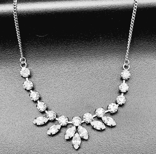 Elegantes strass collier - elegantes, strass-collier