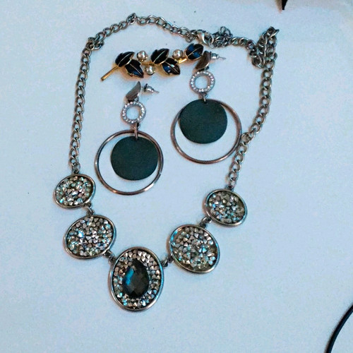 Schmuckset silberfarben