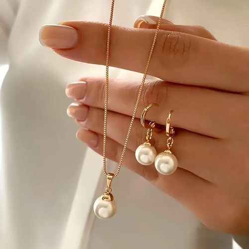 Halskette halsband ohrringe - &,